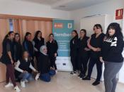 La Fundacin Secretariado Gitano en San Javier (Murcia) imparte el curso servicio auxiliares de peluquera