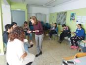 La responsable de desarrollo de la empresa Krack Zapateras visita el aula del Formatate de FSG Pontevedra