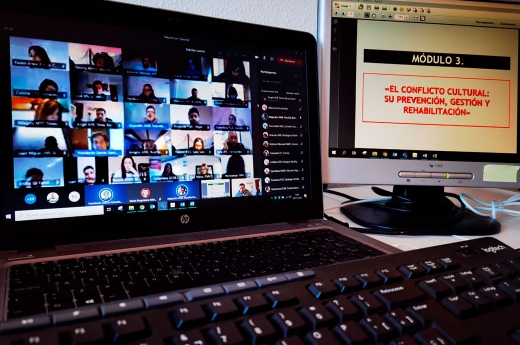 Formación online sobre Interculturalidad y Comunidad Gitana.