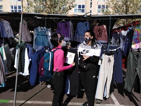 Actividad del 21M en el mercado de Santiago por parte de la FSG