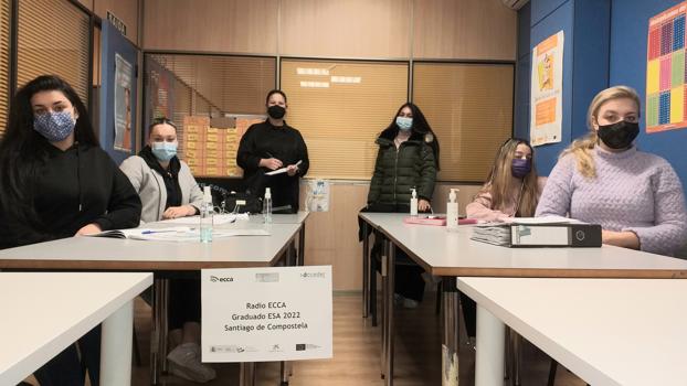 Exámenes finales para el alumnado de Radio Ecca y FSG Santiago