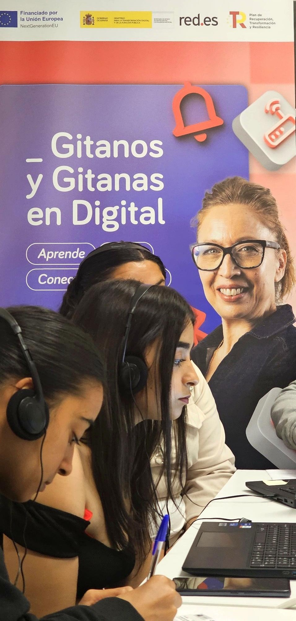 Formacin digital para la poblacin gitana gallega con el proyecto “Gitanos y Gitanas en Digital”