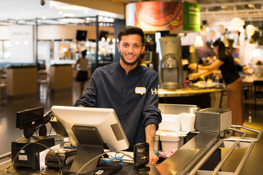 La Consejera de Familia e Igualdad de Oportunidades y la Consejera de Industria, Comercio y Empleo, apoyan la formacin y la insercin socio laboral de los gitanos y gitanas de Castilla y Len