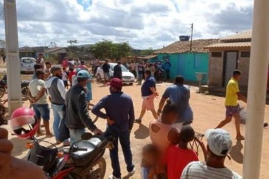 In view of reports of indiscriminate police actions against the Roma community in Vitria da Conquista (Brazil)