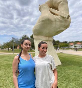 Alumnas gitanas en la EBAU de Alicante