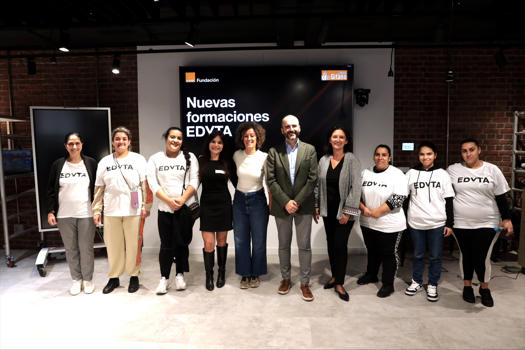 The Orange Foundation and Fundacin Secretariado Gitano inaugurate a new edition of the 'EDYTA Programme' to facilitate access to the labour market for Roma women
