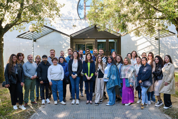 30 estudiantes gitanos y gitanas participan en el II Encuentro Presencial del Ttulo Propio “Diploma de Especializacin en Intervencin Social con la Comunidad Gitana” (Curso 2023-24)