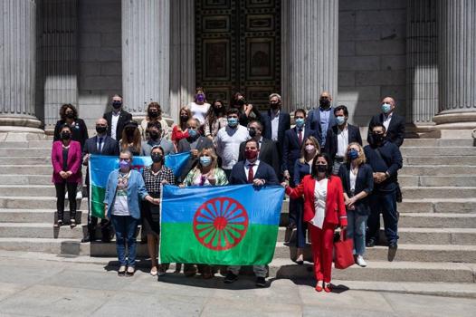 The Plenary Session of the Spanish Parliament unanimously approves the creation of a Subcommittee for the study of a State Pact against Antigypsyism and for the Inclusion of the Roma People