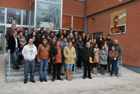 Imagen de grupo de alumnado y profesorado del Curso tomada en una de las sesiones presenciales en Madrid