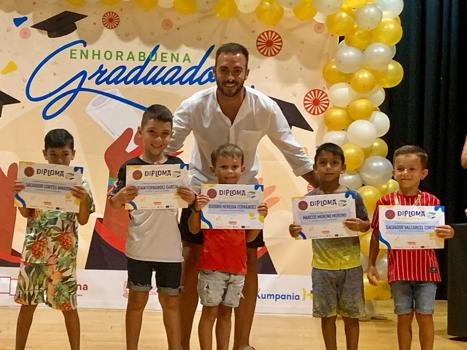 Graduacin del alumnado de los programas de educacin de la Fundacin Secretariado Gitano en Alicante