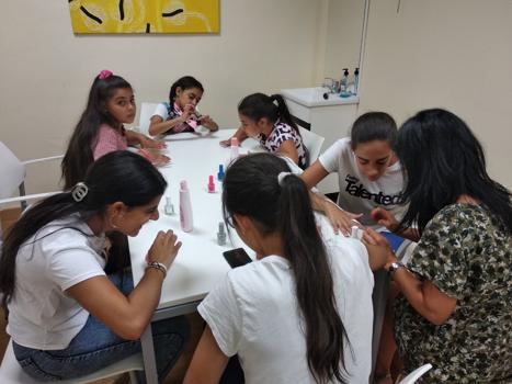 Proyecto de educacin con nios y nias gitanos de la Fundacin Secretariado Gitano en Segovia en poca estival