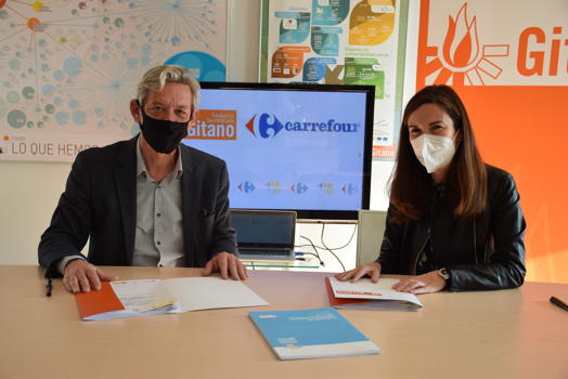 The Fundacin Secretariado Gitano and Carrefour sign an agreement to improve Roma employability