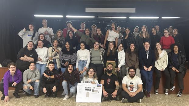 Foto del alumnado del ciclo superior de Integración Social del Colegio San José de la Guía