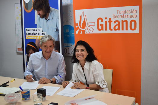 Fundacin Secretariado Gitano y Empieza por educar firman un convenio de colaboracin para hacer decrecer la brecha de desigualdad en materia educativa