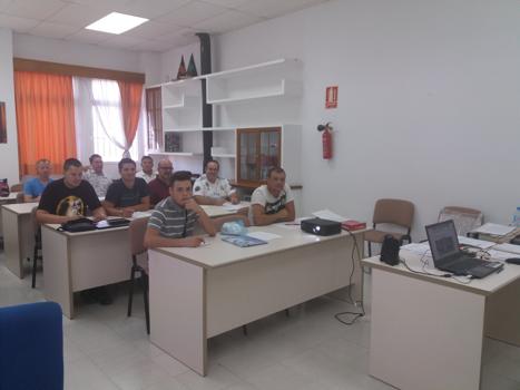 Formacin de la Fundacin Secretariado Gitano en San Javier (Murcia) para la obtencin de la Tarjeta profesional de la construccin
