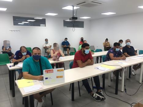 Formación en placas fotovoltaicas en la FSG Don Benito (Badajoz)