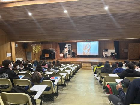 FSG Vigo organiza una charla sobre igualdad en el IES Casares 