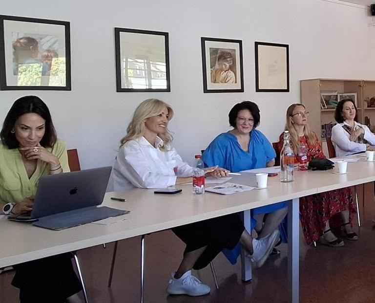 Participamos en una segunda visita de intercambio con una delegaci�n rumana para avanzar en la adaptaci�n del modelo Acceder