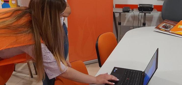 United Way apoya el Fondo de Emergencia Social de la Fundación Secretariado Gitano para atender necesidades de alimentos y bienes de primera necesidad de más de 270 familias gitanas en situación de vulnerabilidad