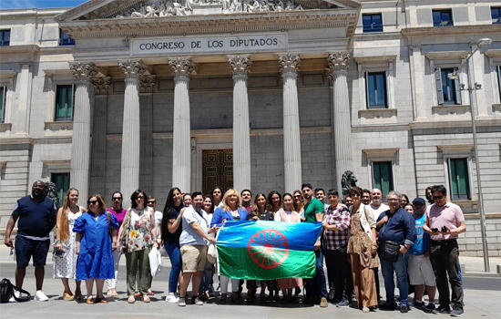 Fundacin Secretariado Gitano celebrates with enthusiasm the approval of the long-awaited Comprehensive Law for Equal Treatment and Non-Discrimination