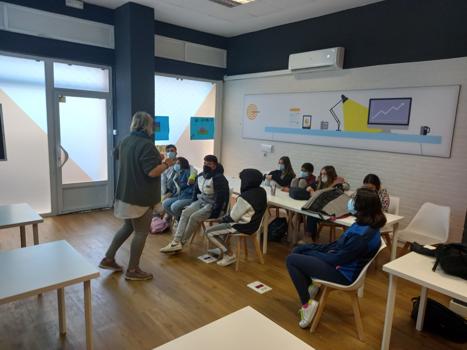 Charla de FSG Badajoz de orientacin y motivacin al alumnado del programa Caixa Proinfacia