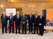 El Ministro con los presidentes de las 5 ONGs.