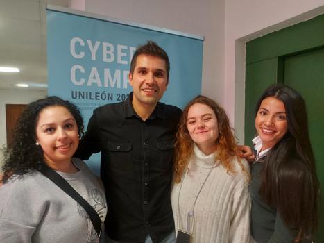 La Fundación Secretariado Gitano en León participa en el Cybercamp 2023