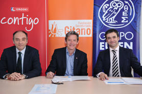 Firma del convenio de colaboracin de Eroski, el Grupo Eulen y la FSG