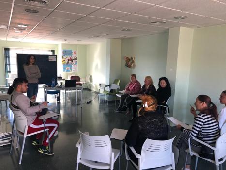 El programa de mejora de la empleabilidad Currélatelo de FSG Murcia en Puerto Lumbreras finaliza la 2º edición de los ”Minitalleres “