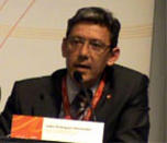 El director de la FSG, Isidro Rodríguez, durante su intervención en la Cumbre.