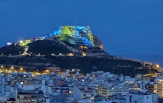 Acto Institucional en el Ayuntamiento de Alicante con motivo del 8 de abril