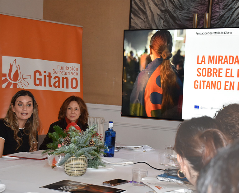 Presentamos el bar�metro “La Mirada Social sobre el Pueblo Gitano en Espa�a”