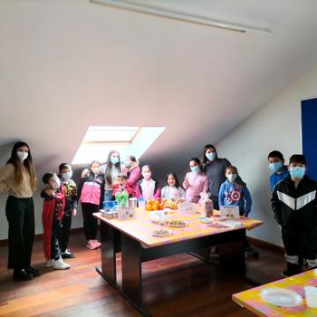 FSG Asturias organiza un tentempié saludable en Gozón con alumnado
